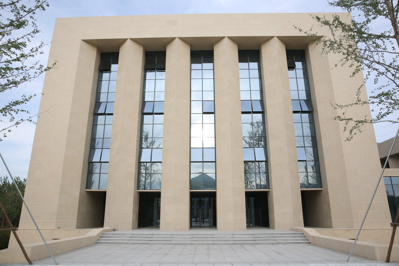 濟南超算中心科技園附樓 仿石材鋁單板2 濟南超算中心科技園附樓 仿石材鋁單板2