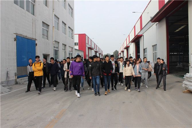 山東農(nóng)業(yè)大學(xué)土木工程專業(yè)師生來泰信股份參觀學(xué)習(xí)6 山東農(nóng)業(yè)大學(xué)土木工程專業(yè)師生來泰信股份參觀學(xué)習(xí)6