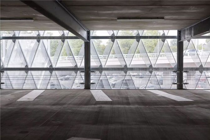 P22a停車庫穿孔板立面8 P22a停車庫穿孔板立面8