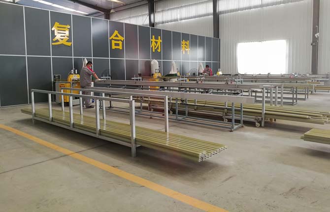 ***建筑金屬結(jié)構(gòu)協(xié)會(huì)及玻璃纖維增強(qiáng)復(fù)合材料門(mén)窗標(biāo)準(zhǔn)編制組領(lǐng)導(dǎo)蒞臨指導(dǎo)9 ***建筑金屬結(jié)構(gòu)協(xié)會(huì)及玻璃纖維增強(qiáng)復(fù)合材料門(mén)窗標(biāo)準(zhǔn)編制組領(lǐng)導(dǎo)蒞臨指導(dǎo)9