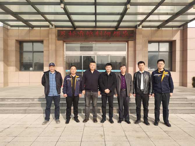 ***建筑金屬結(jié)構(gòu)協(xié)會(huì)及玻璃纖維增強(qiáng)復(fù)合材料門(mén)窗標(biāo)準(zhǔn)編制組領(lǐng)導(dǎo)蒞臨指導(dǎo)11 ***建筑金屬結(jié)構(gòu)協(xié)會(huì)及玻璃纖維增強(qiáng)復(fù)合材料門(mén)窗標(biāo)準(zhǔn)編制組領(lǐng)導(dǎo)蒞臨指導(dǎo)11